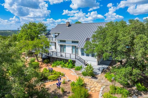 103 Connally Dr, Kerrville, TX, 78028-8120 | Card Image