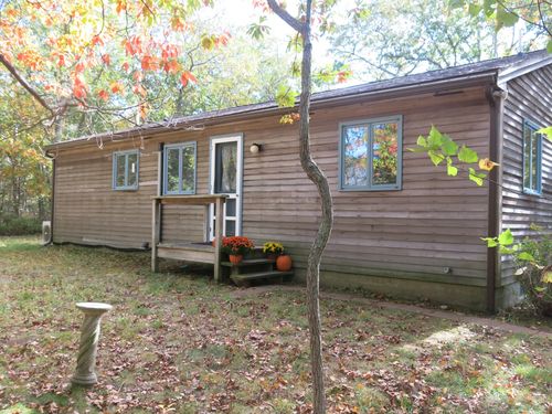 34 Pine Ln, West Tisbury, MA, 02575-5430 | Card Image