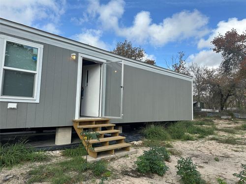 23197 W Addison, San Antonio, TX, 78264-3922 | Card Image