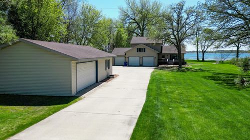 22147 Hillside Beach Rd, Fergus Falls, MN, 56537-8188 | Card Image