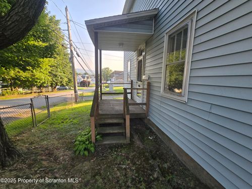 24 Delaware St, Plains, PA, 18705-2010 | Card Image