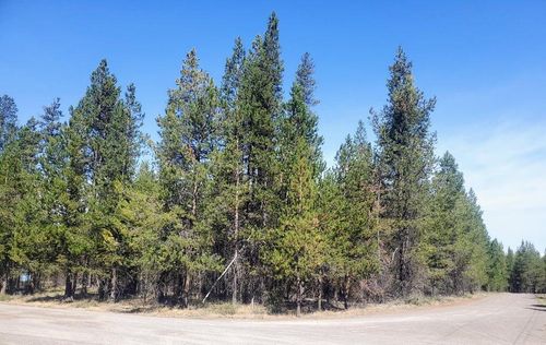 15734 Paulina Ave, La Pine, OR, 97739-9822 | Card Image