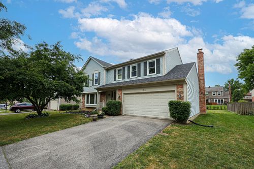 711 W Nichols Rd, Arlington Heights, IL, 60004-1323 | Card Image