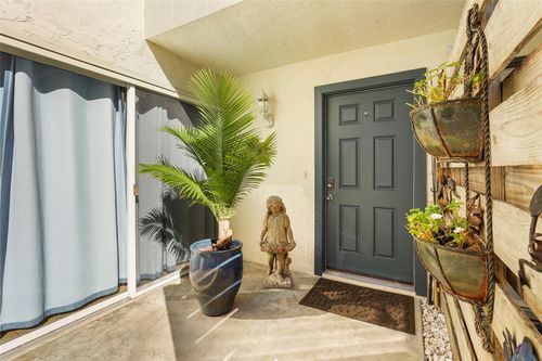 1143 Longfellow Rd, SARASOTA, FL, 34243-1216 | Card Image