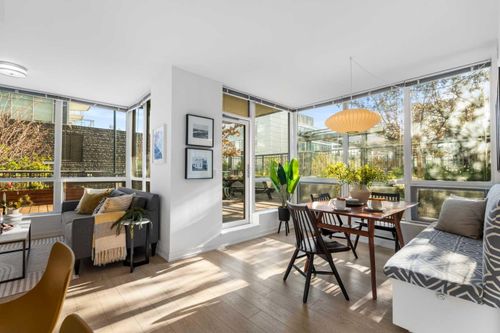 102-128 2 St Sw, Calgary, AB, T2P0S7 | Card Image