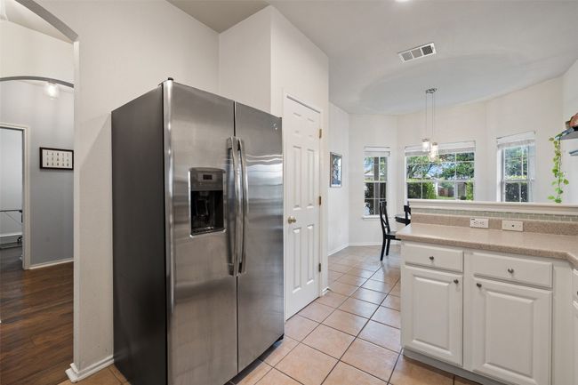 9204 Brents Elm Dr, House other with 3 bedrooms, 2 bathrooms and 2 parking in Austin TX | Image 11