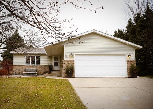 222 Lakeview Dr, Spicer, MN, 56288-9622 | Card Image