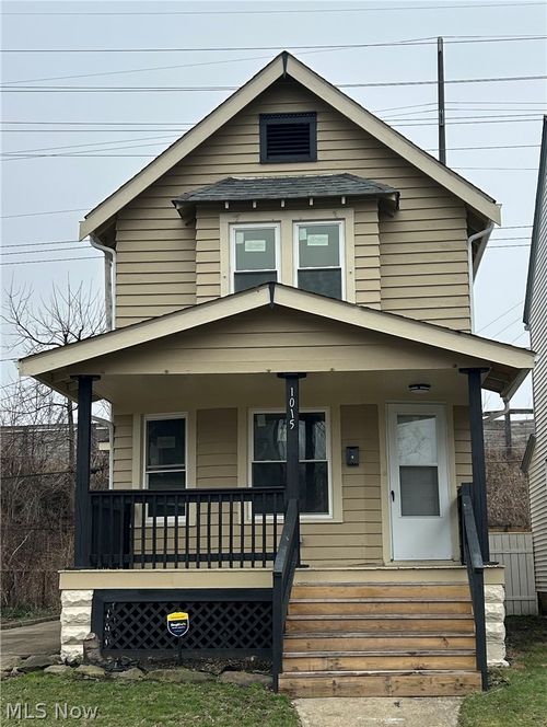 1015 E 131st St, Cleveland, OH, 44108-2042 | Card Image