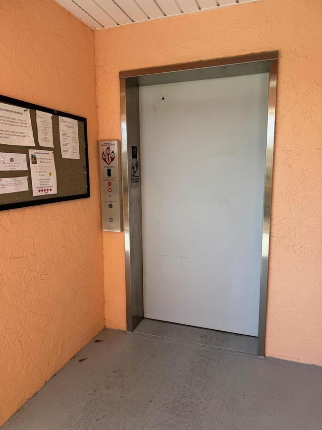 APT-110202 - 2950 Se Ocean Blvd, Condo with 2 bedrooms, 2 bathrooms and null parking in Stuart FL | Image 20