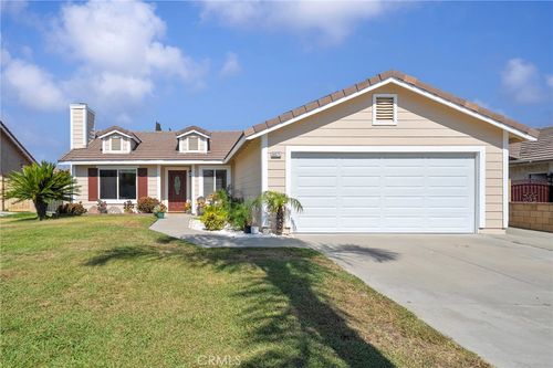 8871 Grace Ave, Fontana, CA, 92335 | Card Image