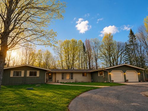 3270 Sth 17, Rhinelander, WI, 54501-8450 | Card Image