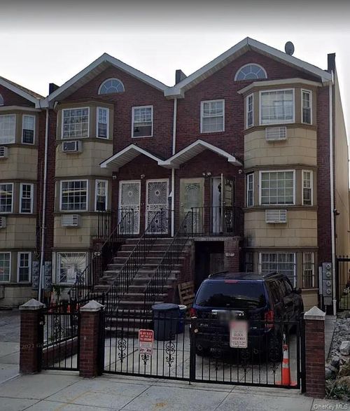 12 E 29th St, New York, NY, 10016-7406 | Card Image