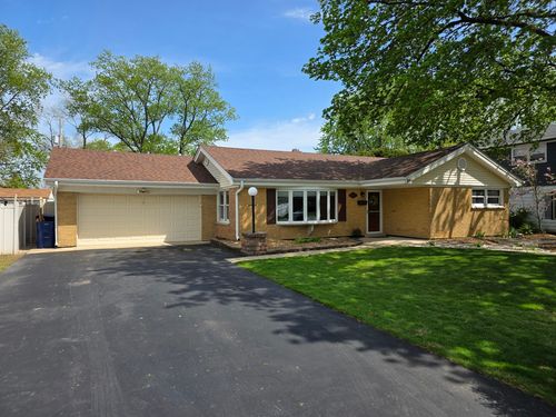 11607 S Nagle Ave, Worth, IL, 60482-2311 | Card Image