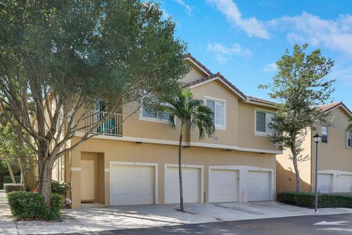 apt-b-158 Village Blvd, Tequesta, FL, 33469-5315 | Card Image