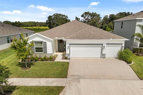 6016 Wandering Willow Dr, WESLEY CHAPEL, FL, 33545-5354 | Card Image