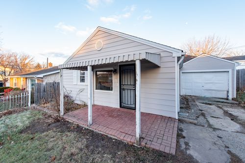 2007 Honore Avenue, North Chicago, IL, 60064 | Card Image