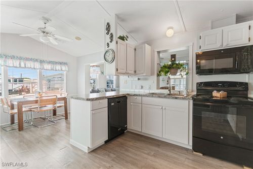 11089 Sunglow Ln, FORT MYERS, FL, 33908 | Card Image
