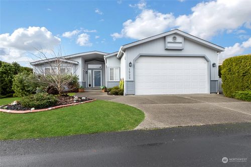 1929 Daylily Lane Se, Lacey, WA, 98503 | Card Image