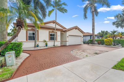 8914 Nw 168th Street, House other with 4 bedrooms, 2 bathrooms and null parking in Miami Lakes FL | Image 1