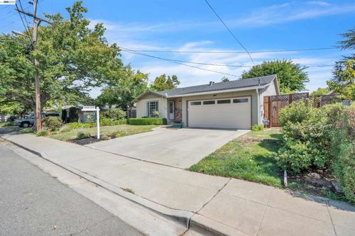 1400 Wagoner Dr, Livermore, CA, 94550-5814 | Card Image