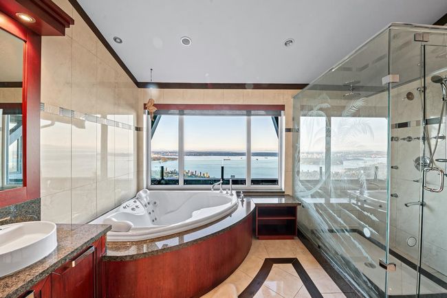 2409 Halston Crt, House other with 5 bedrooms, 6 bathrooms and 3 parking in West Vancouver BC | Image 19