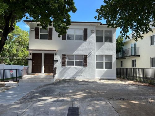 331 Sw 11th Ave, Miami, FL, 33130-2007 | Card Image