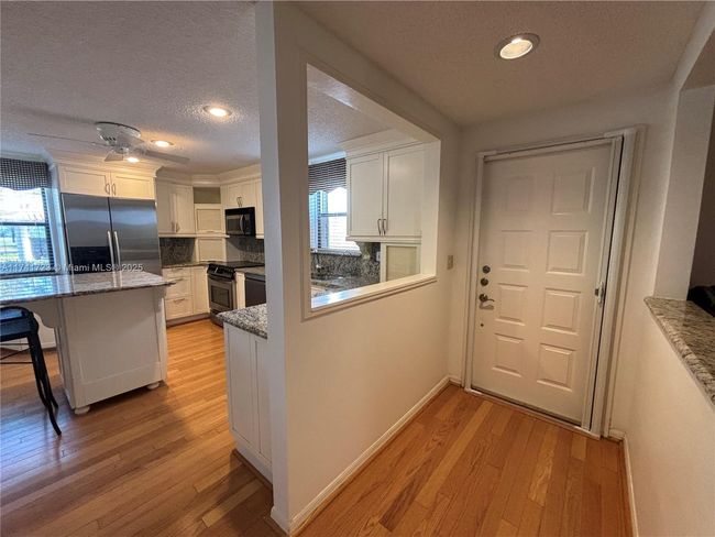 APT-9 - 6041 Se Landing Way, Condo with 3 bedrooms, 2 bathrooms and null parking in Stuart FL | Image 6