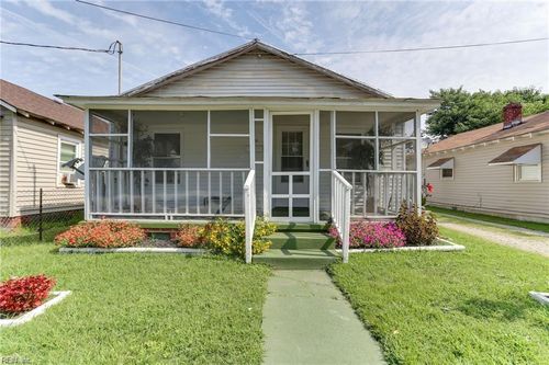 210 Baker St, Suffolk, VA, 23434-4802 | Card Image
