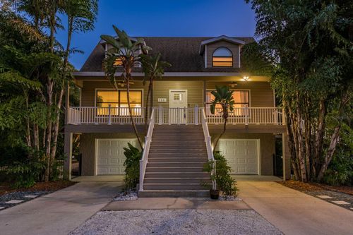 758 Claudia Ln, Palm Harbor, FL, 34683-4253 | Card Image