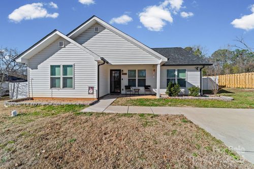 614 Wagner Cir, Gastonia, NC, 28054-5528 | Card Image