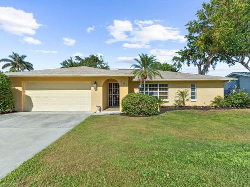 541 Landmark Dr, NAPLES, FL, 34112 | Card Image