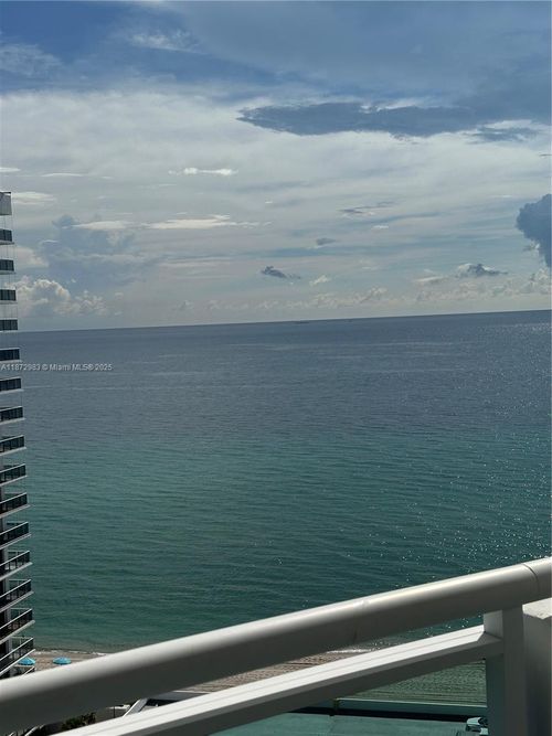 apt-1549-3001 S Ocean Dr, Hollywood, FL, 33019-2875 | Card Image