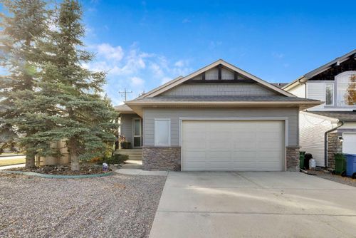 237 Chapala Dr Se, Calgary, AB, T2X3T5 | Card Image
