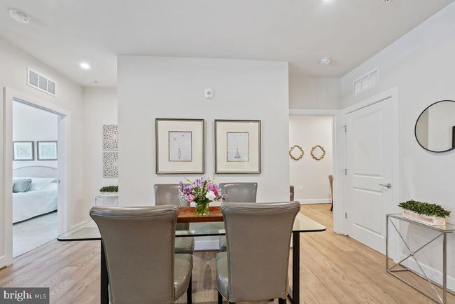 APT-107 - 2319 Field Point Rd, Condo with 2 bedrooms, 2 bathrooms and null parking in Herndon VA | Image 8