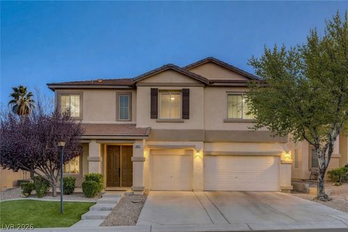 7821 Red Leaf Dr, Las Vegas, NV, 89131-5005 | Card Image