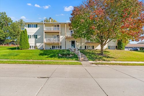 1c-4175 31st St, Bettendorf, IA, 52722-7206 | Card Image