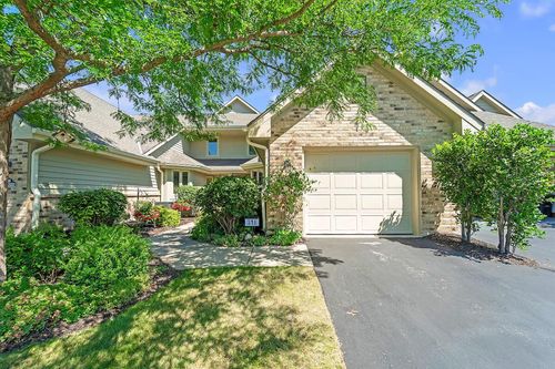 31i-N21W24352 Cumberland Drive, Pewaukee, WI, 53072 | Card Image