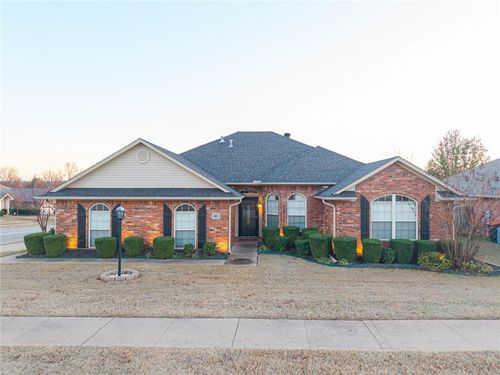 401 Northridge Dr, Van Buren, AR, 72956-6621 | Card Image