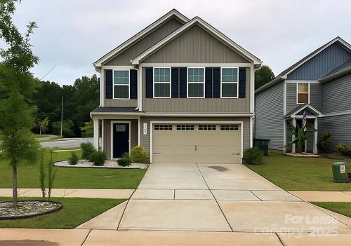 5107 Downhaul Dr, Charlotte, NC, 28269-3588 | Card Image