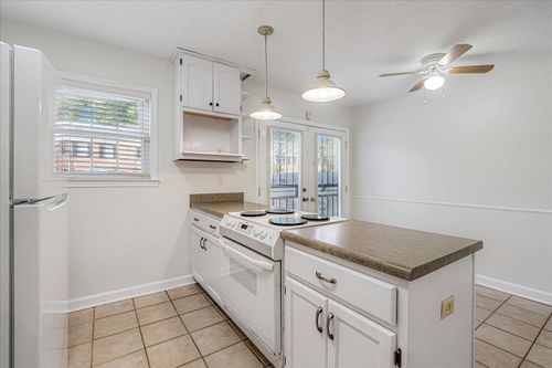 1-5696 Quince Rd, Memphis, TN, 38119-7038 | Card Image