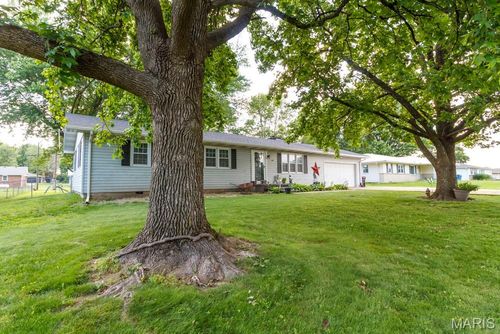 1515 Rader Dr, Lebanon, MO, 65536-3941 | Card Image