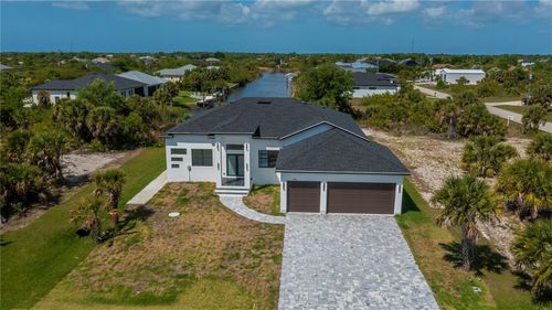 10165 & 10157 Kingsville Drive, Port Charlotte, FL, 33981 | Card Image