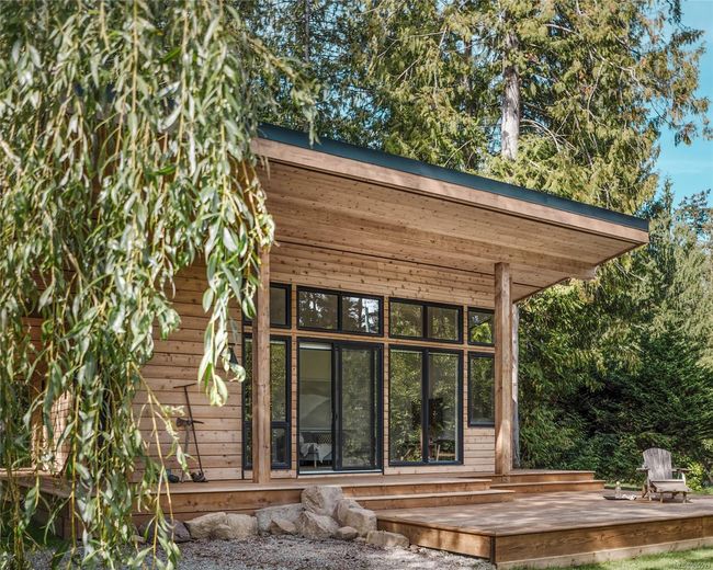 585 Wildwood Cres, House other with 1 bedrooms, 1 bathrooms and 3 parking in Gabriola Island BC | Image 39