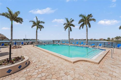 1301-5200 Brittany Dr S, ST PETERSBURG, FL, 33715-1551 | Card Image