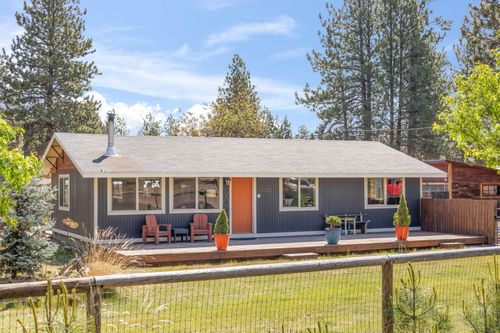 69252 Lake Dr, Sisters, OR, 97759-9777 | Card Image