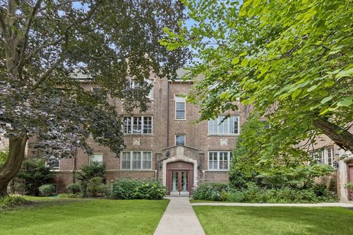 1n-1214 Central Street, Evanston, IL, 60201 | Card Image