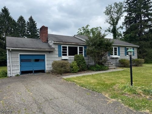 2 Shores Rd, Randolph, NJ, 07869-4168 | Card Image