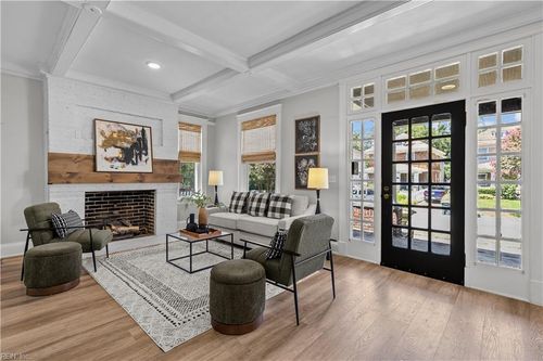 4610 Colonial Ave, Norfolk, VA, 23508-2737 | Card Image