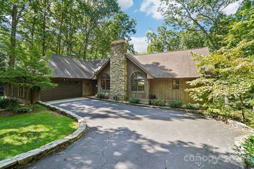 150 Rugby Hollow Dr, Hendersonville, NC, 28791-9000 | Card Image