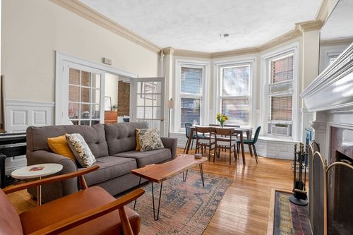 3-473 Beacon St, Boston, MA, 02115-1332 | Card Image